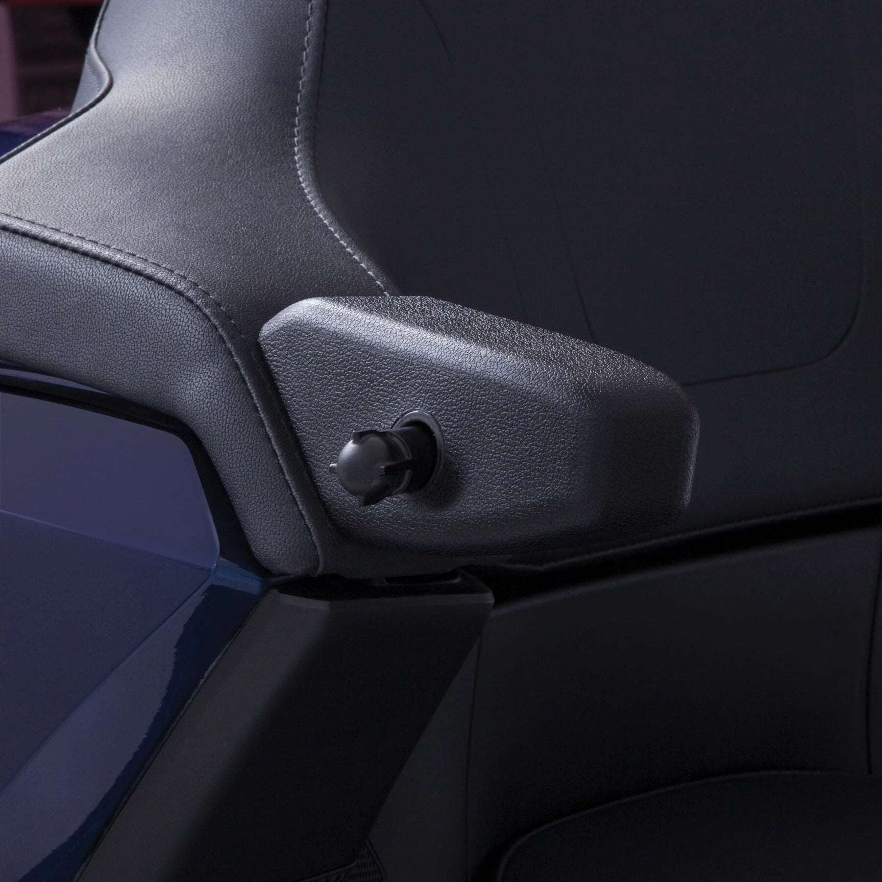 Motorcycle Accessories Passenger Armrest Installation Bracket Kit For Honda Gold Wing GL1800 2018-2020 Black