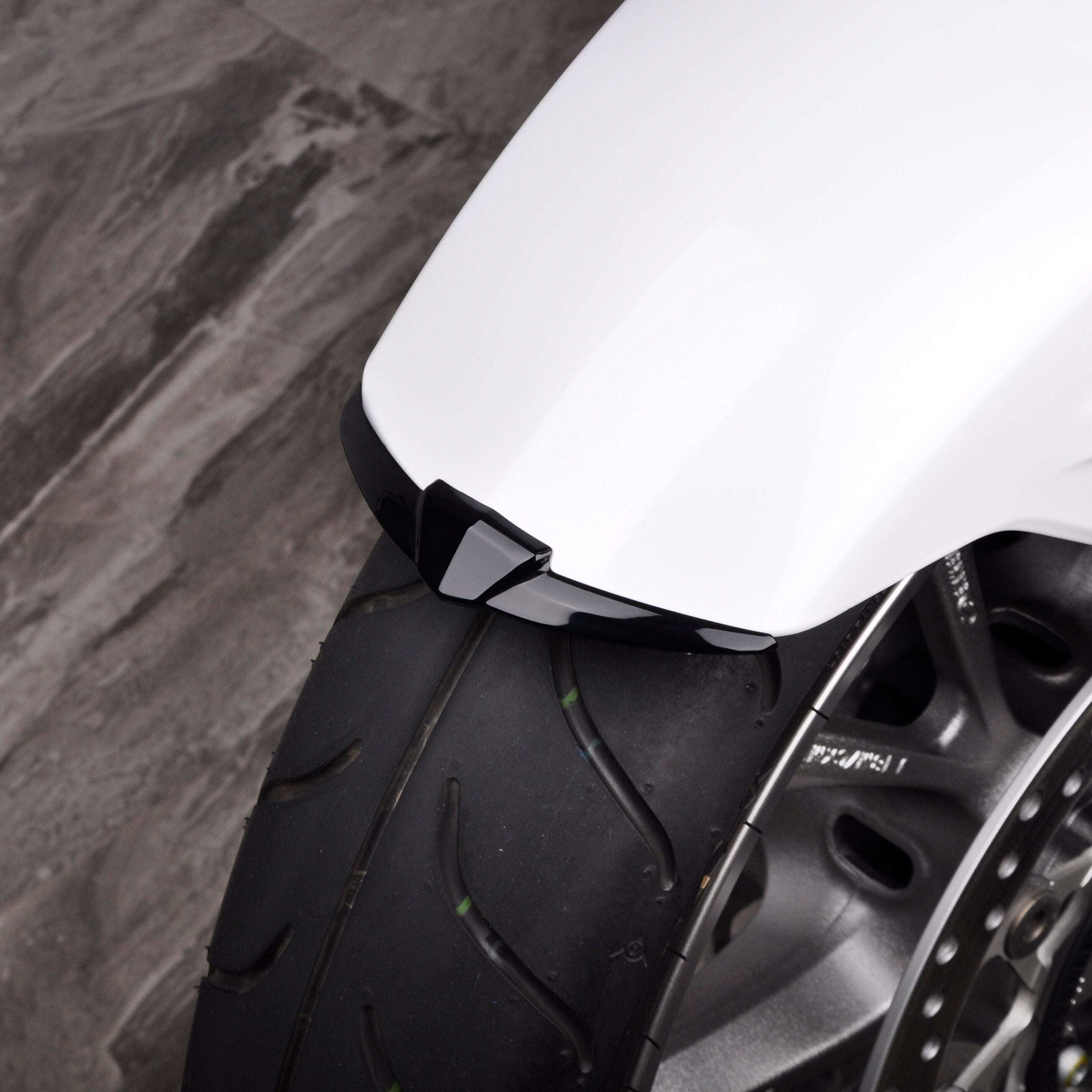 FRONT REAR FENDER TIP