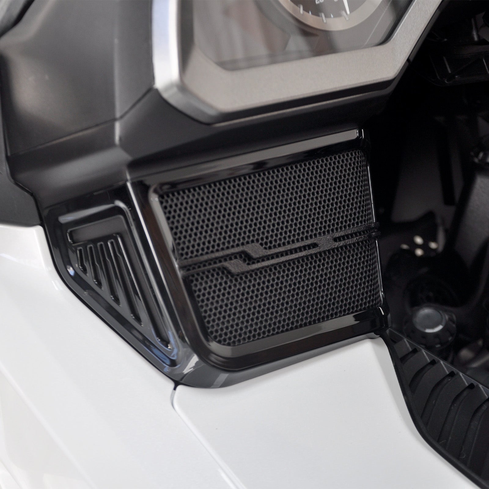 Panical For Honda Gold Wing GL1800 B F6B 2018-2025 Black Rear Speaker Grills Audio Trumpet Trim Cover Decorate